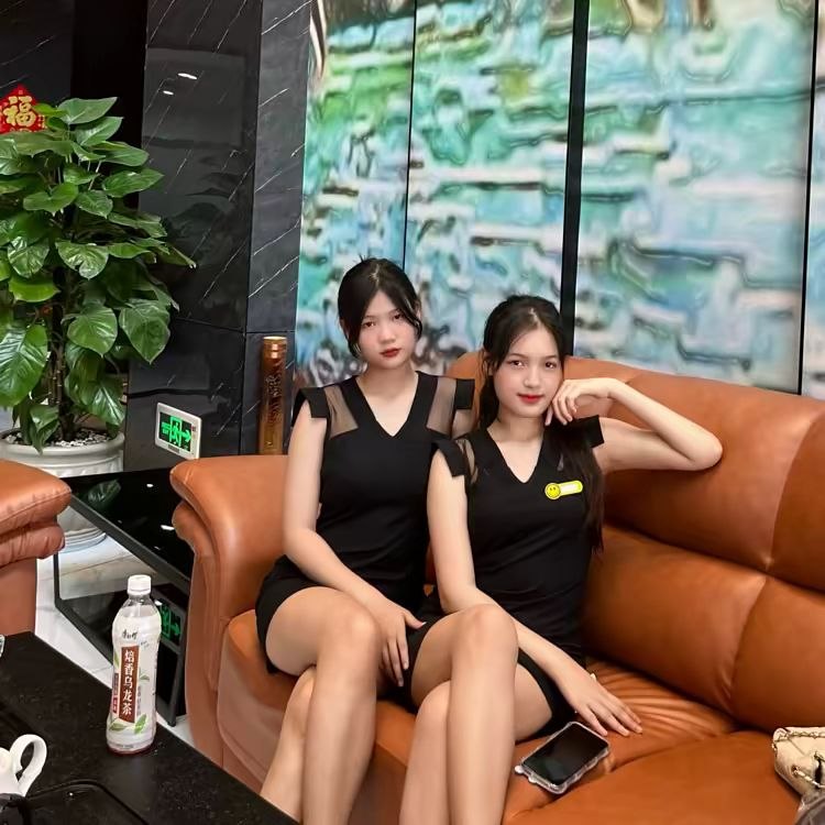 腾龙酒店商务客房